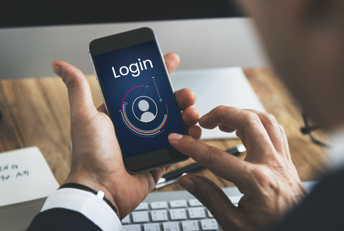 Im Netz surfen mit nur einem Klick – Vorteile von Social WiFi